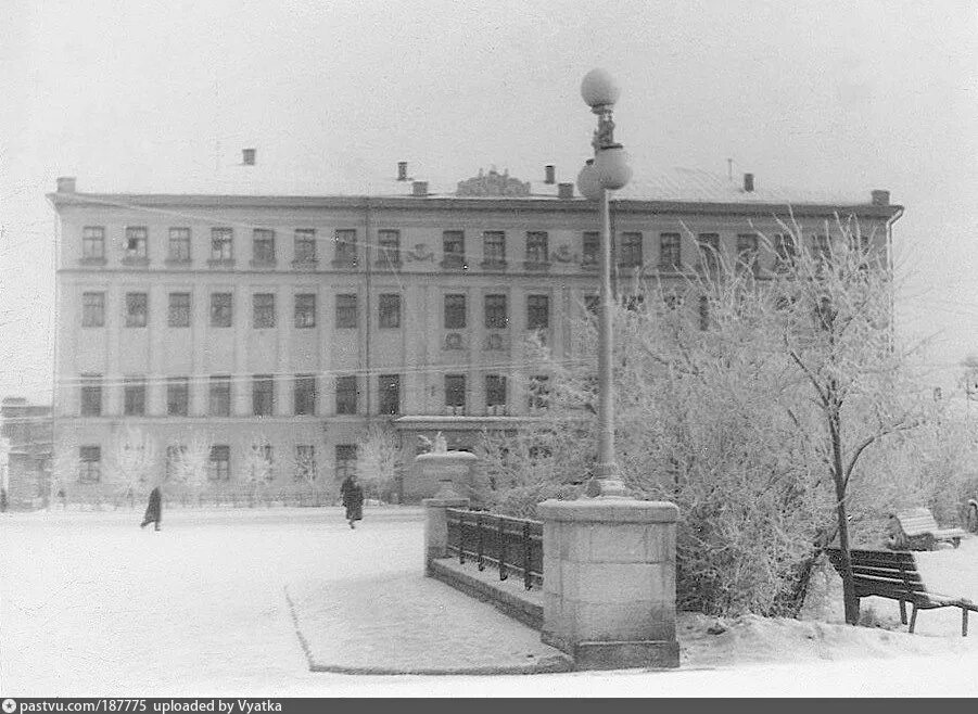 Школа 22 Киров. Киров 1954. Школа 22 Киров к.Маркса. Вятская православная гимназия Киров.