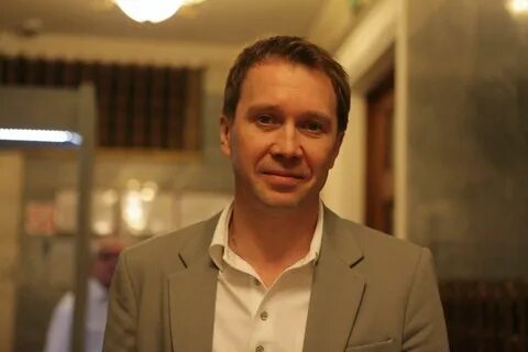 Артист близкий
