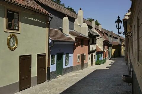 Золотая улица