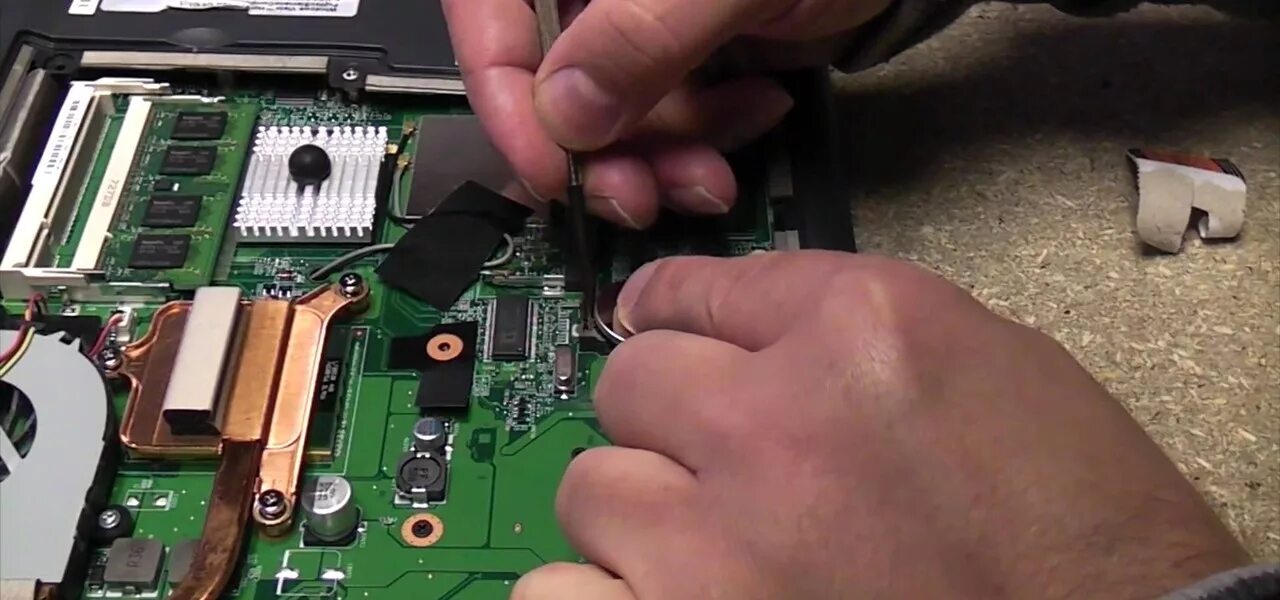 Как поменять acer. Батарейка биос для ноутбука acer. asus k50af батарейка cmos. батарейка материнка для ноутбука асер.