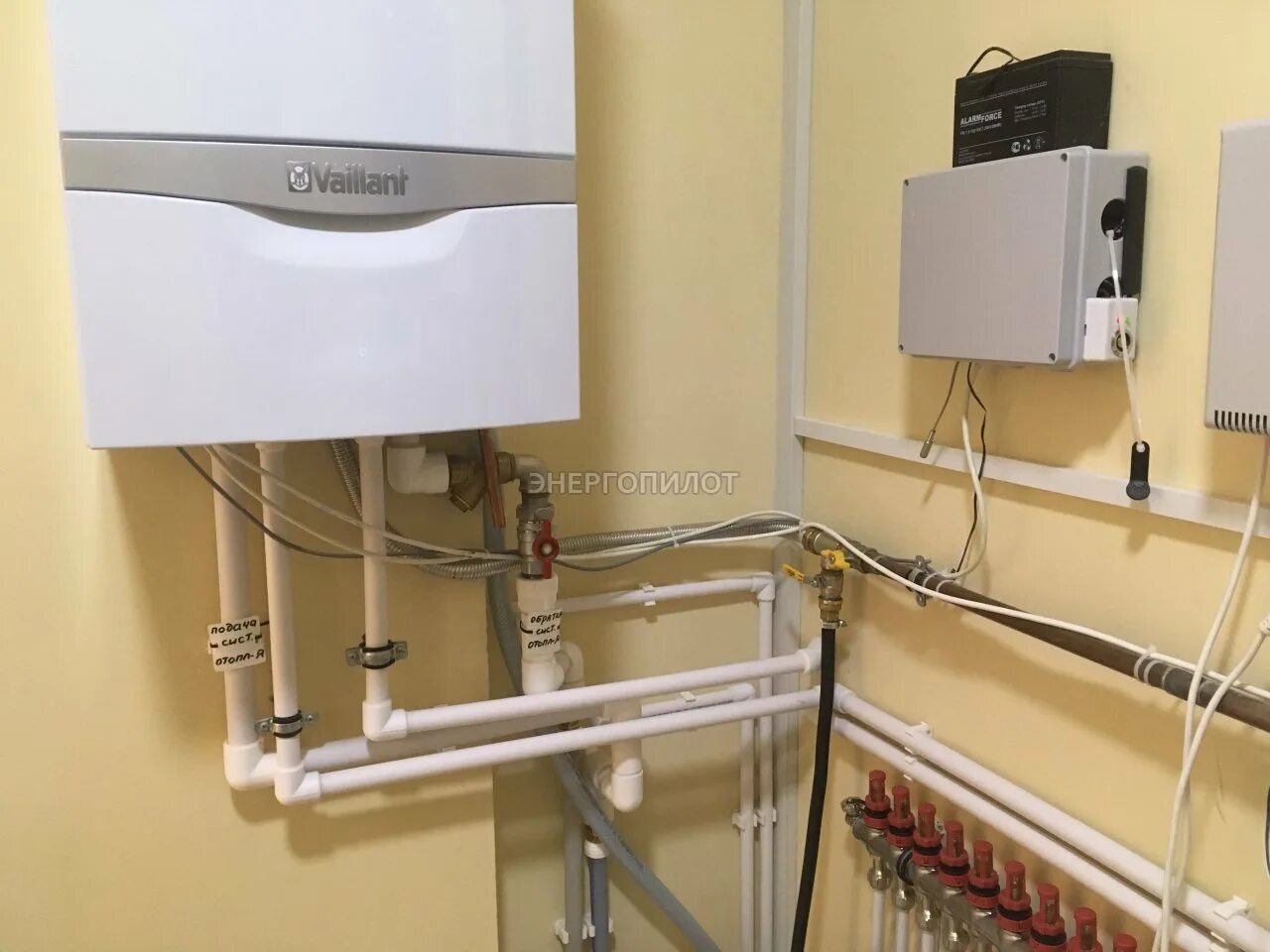 Настенный газовый котел двухконтурный Вайлант 24. Vaillant газовый котёл двухконтурный 24 КВТ. Вайлант котел газовый двухконтурный 24. Обвязка котла Vaillant vu 240/5-3. Атмо тек про