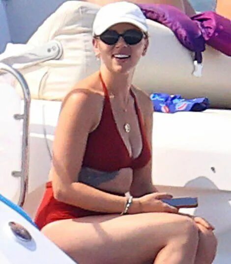Pin by Yara Alarcon on Scarlett ♡ Scarlett johansson, Scarlet johansson, Scarlet