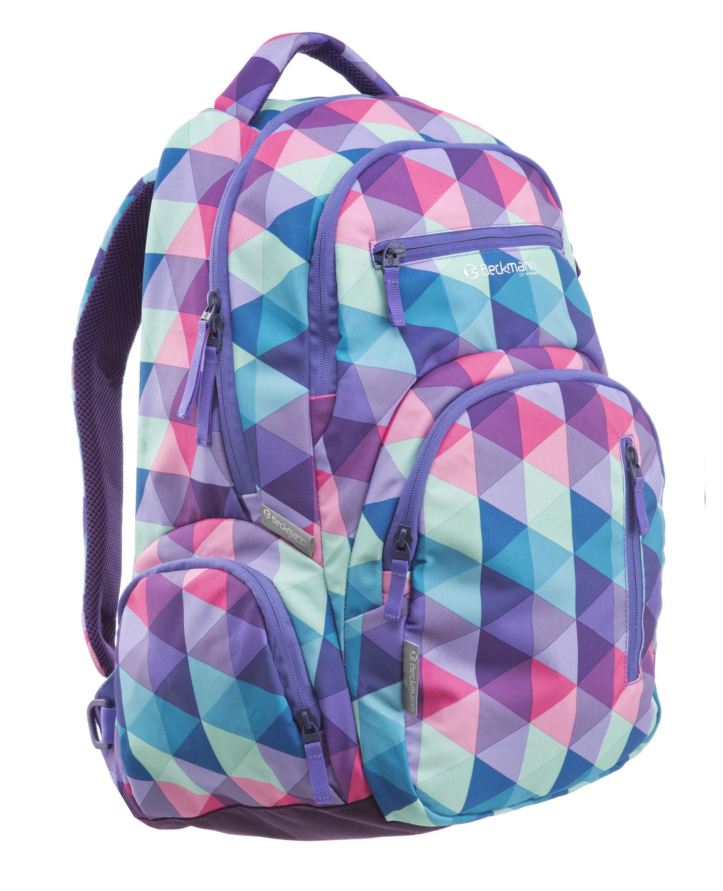 рюкзак. рюкзак catmandoo. много рюкзаков. рюкзак без фона. рюкзак с канцелярией.