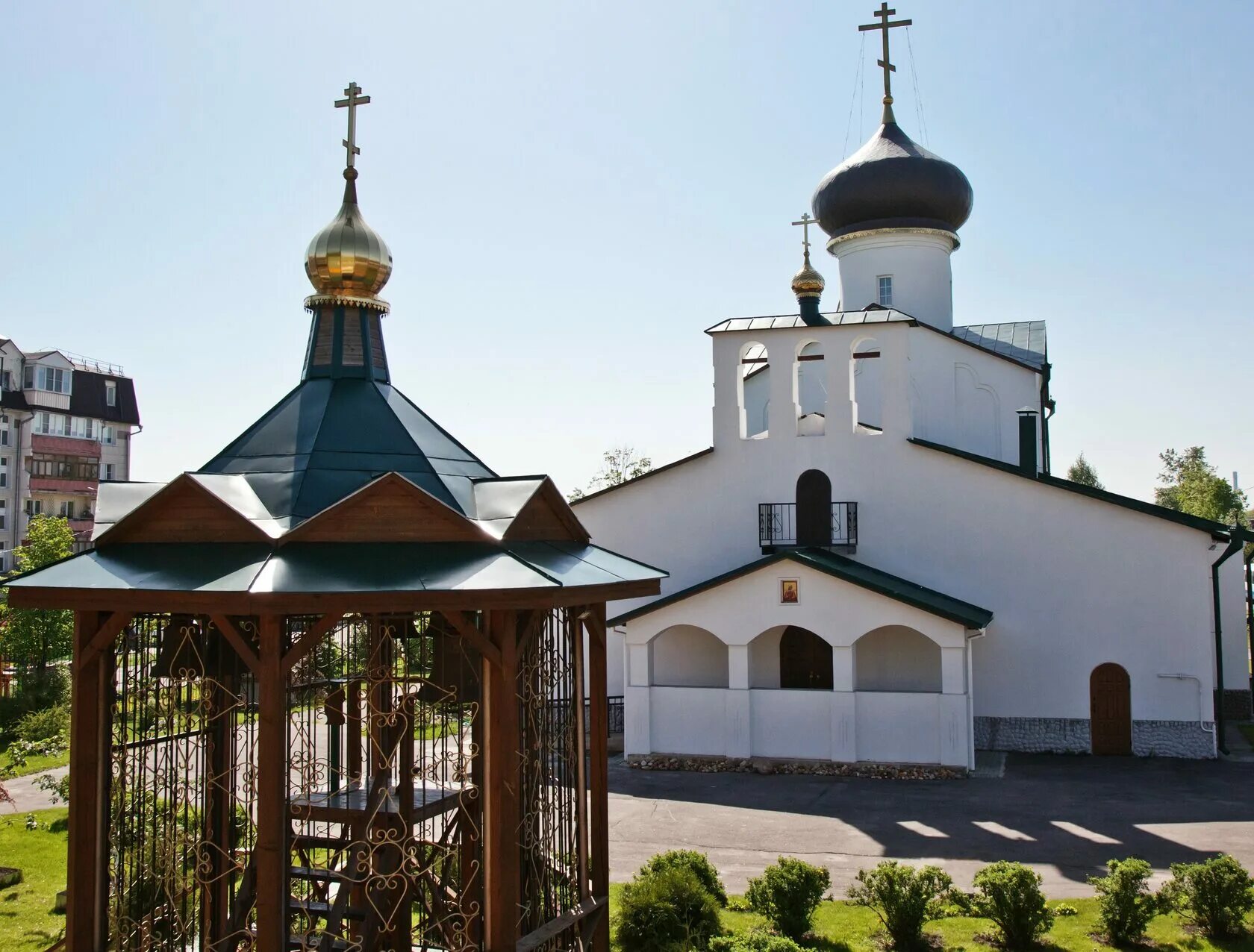 Храм Ксении Петербургской в Челябинске. Ксении Петербургской Клин. Храм Ксении блаженной. Православный храм блаженной Ксении Петербургской в Благовещенске. Церковь святой блаженной