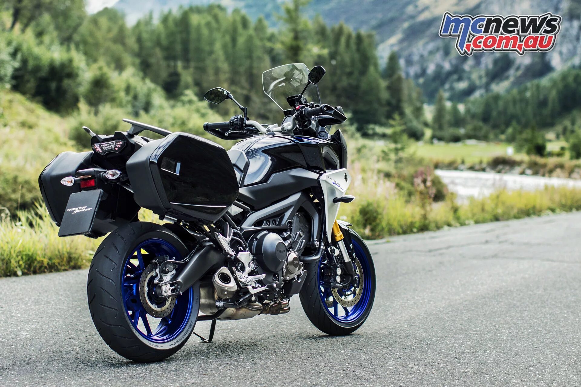 Mt 09 tracer gt. Yamaha tracer 900. yamaha tracer 900 2025. yamaha tracer 900 gt. yamaha tracer 9 gt.