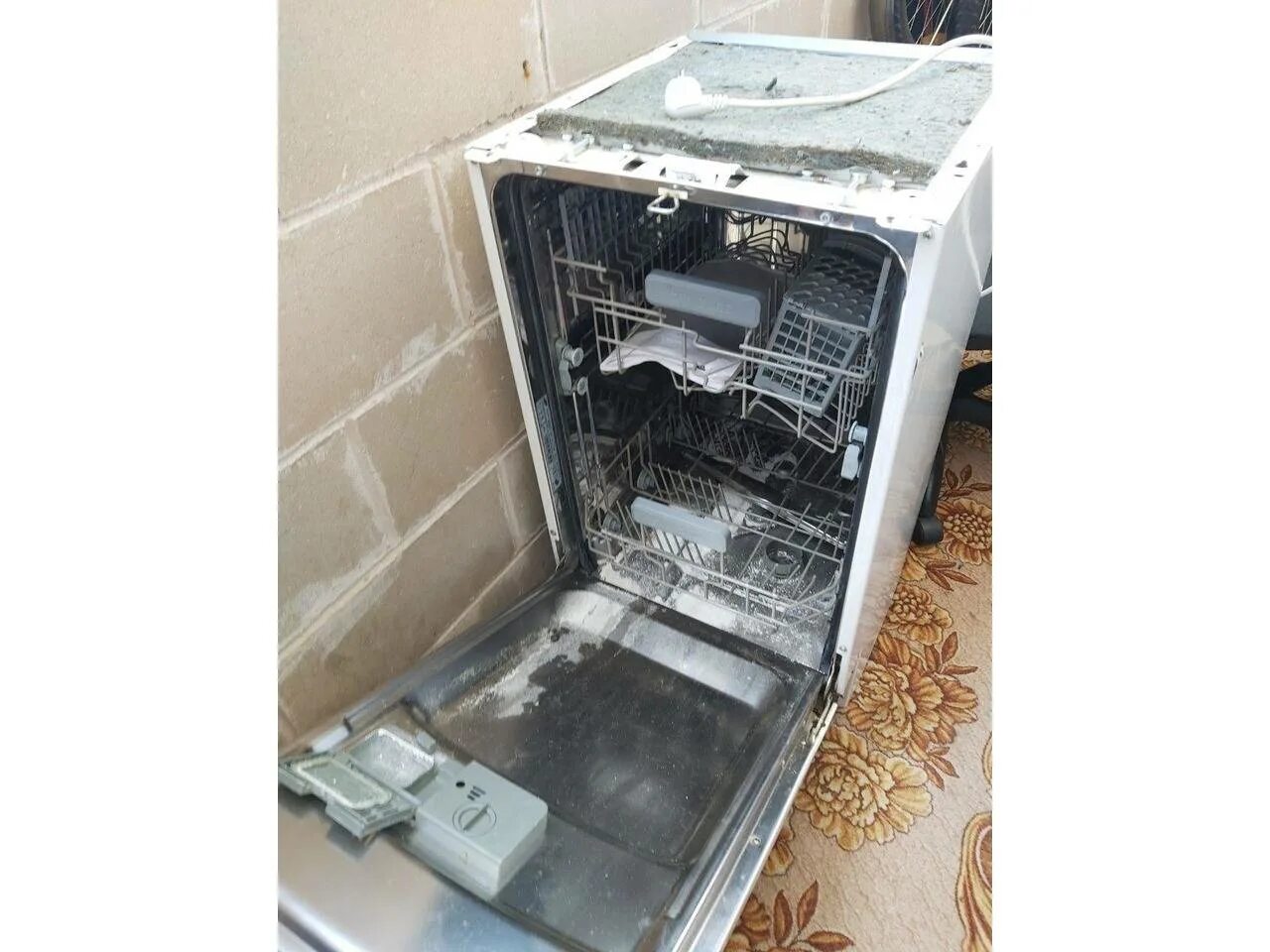Посудомойка Сименс Электролюкс. Посудомоечная машина сломалась. Починка посудомоечной машины. Неисправности посудомоечной машины. Ремонт посудомоечной машины адреса