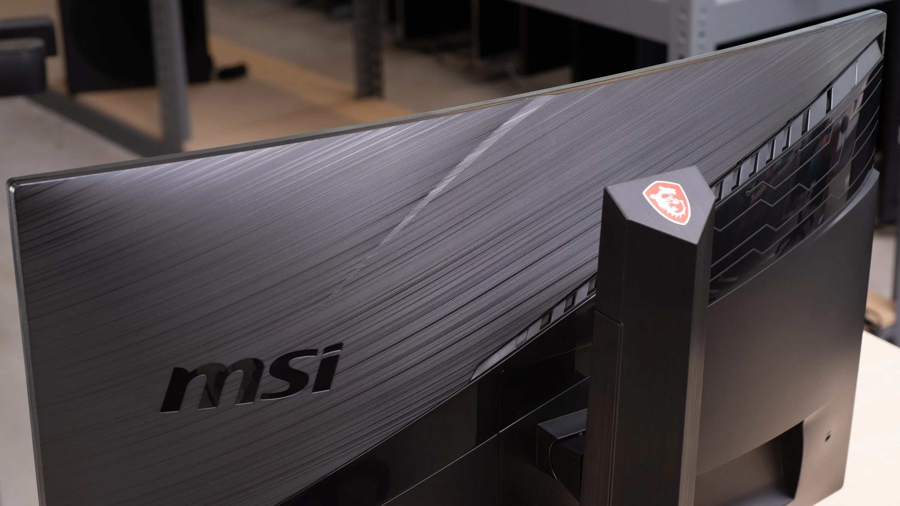 Msi optix mag301rf 29.5. Msi optix mag271cqr. монитор игровой msi optix mag271cp. msi mag322cqr. msi mag271cqr держатель.