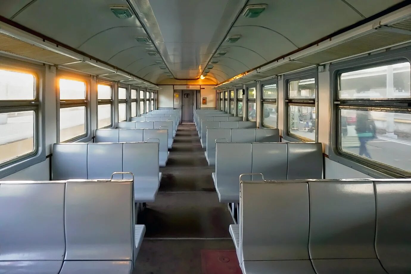 T 2 view