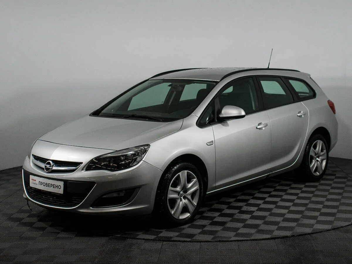 Купить опель универсал москве. Opel Astra j универсал 2014. Opel Astra j 2013. Opel Astra 1.6 универсал.