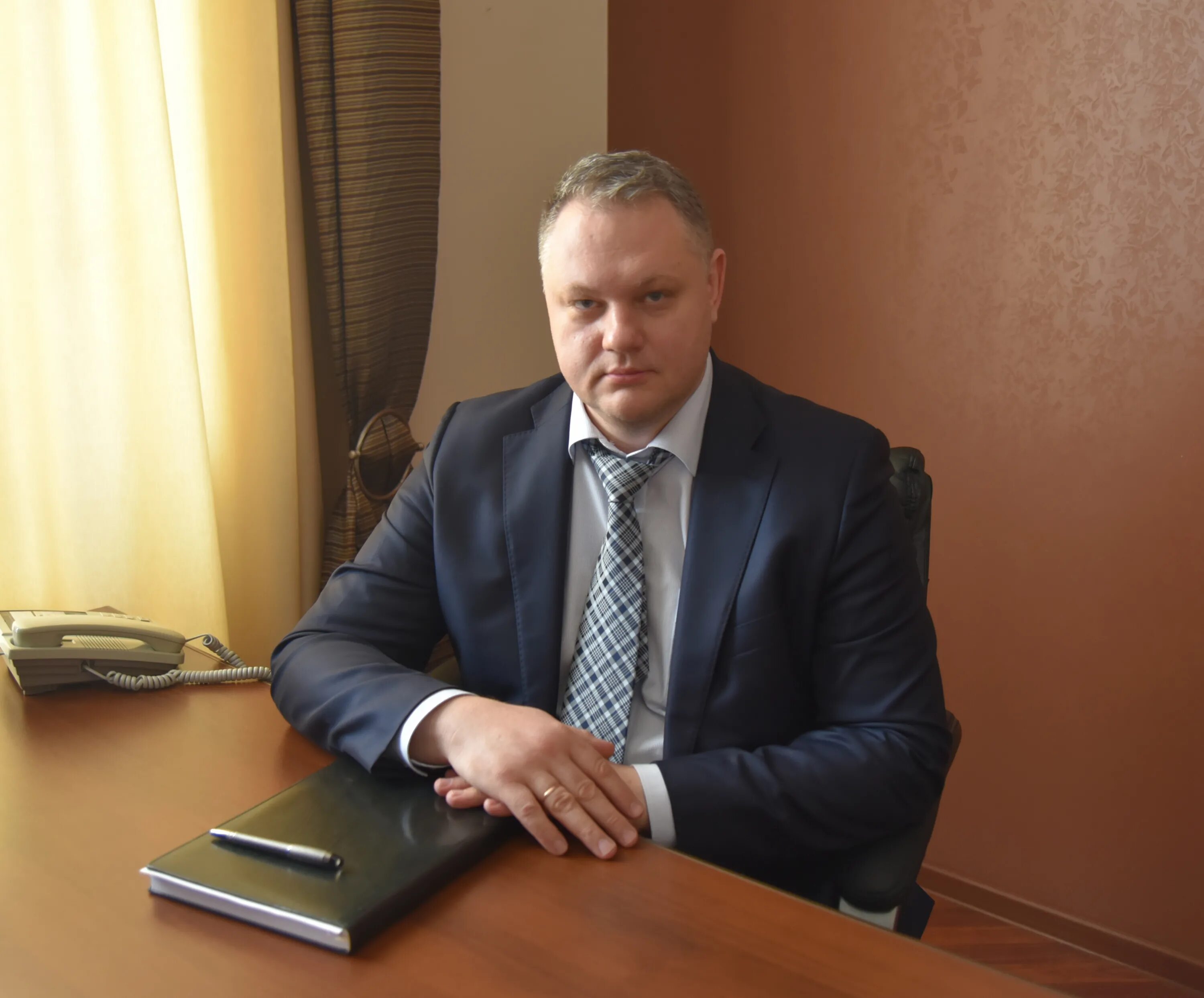 Чем занимается бывший глава. Глава администрации астрахани.