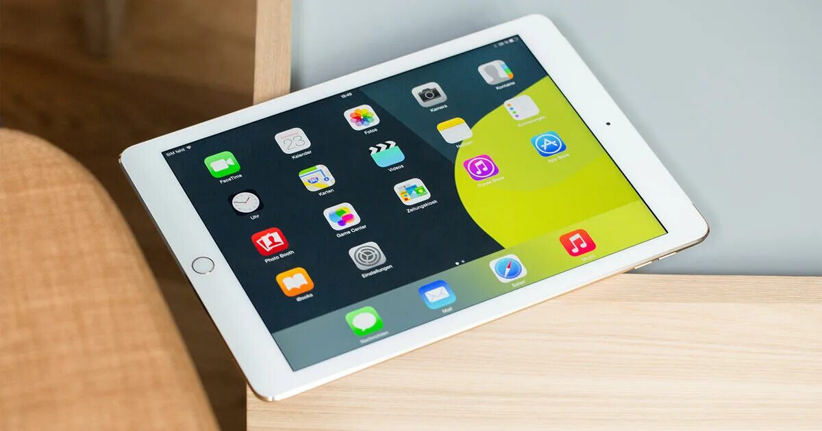 Экран айпада реагирует. Apple aktivirivt ipad ekrani kod planshet. сколько стоит новый оригинальный экран на айпад 6 про.