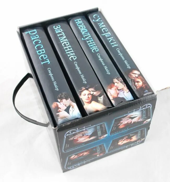 книги для самых маленьких. набор из 4 книг. книжка с четырьмя кубиками. фэнтези циклы книг лучшие. набор из 4 книг.