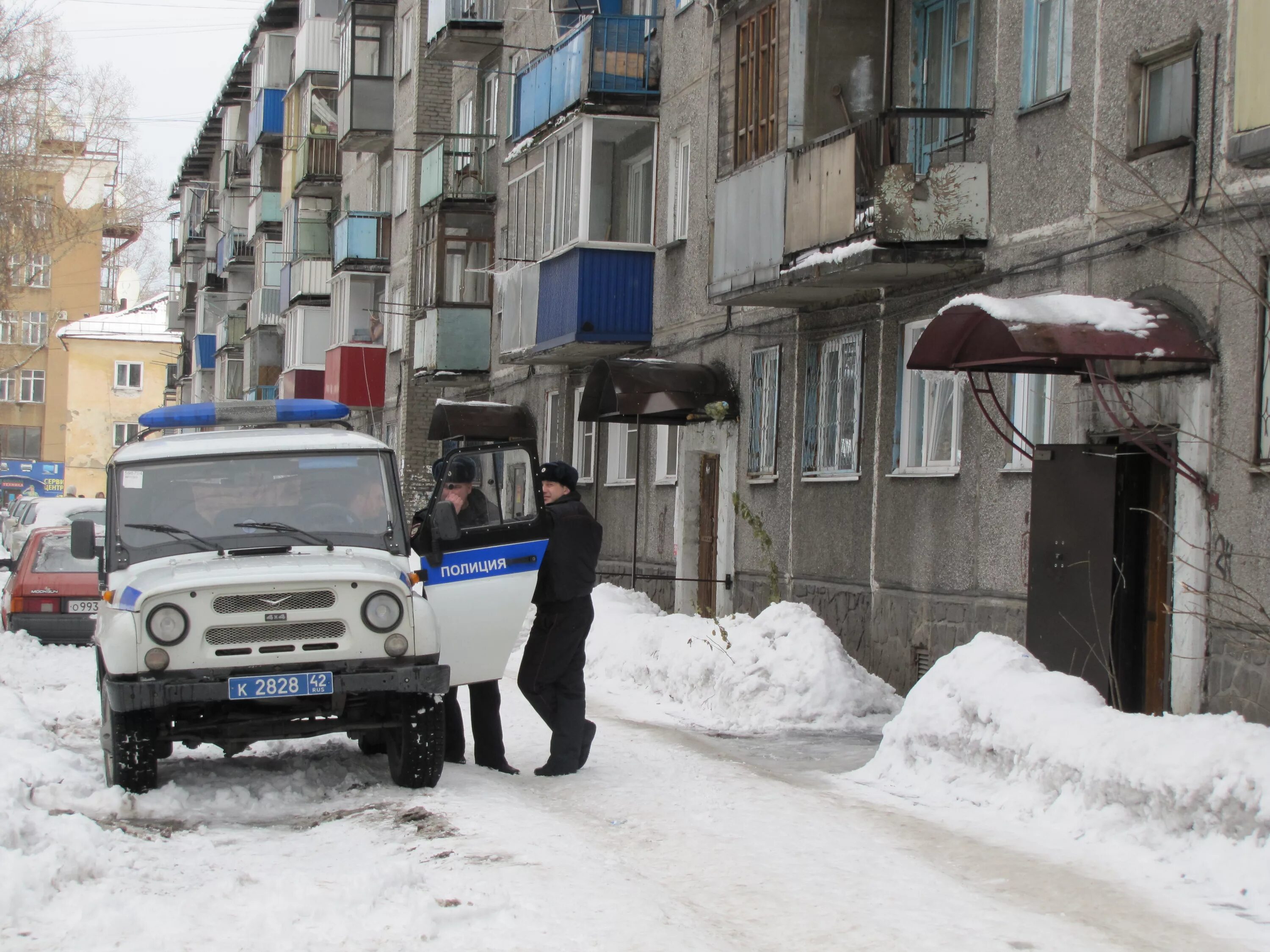 Полиция Новокузнецк. Полиция Новокузнецк фото сотрудников. Номера а 2828 полиция. Купить в новокузнецке сегодня