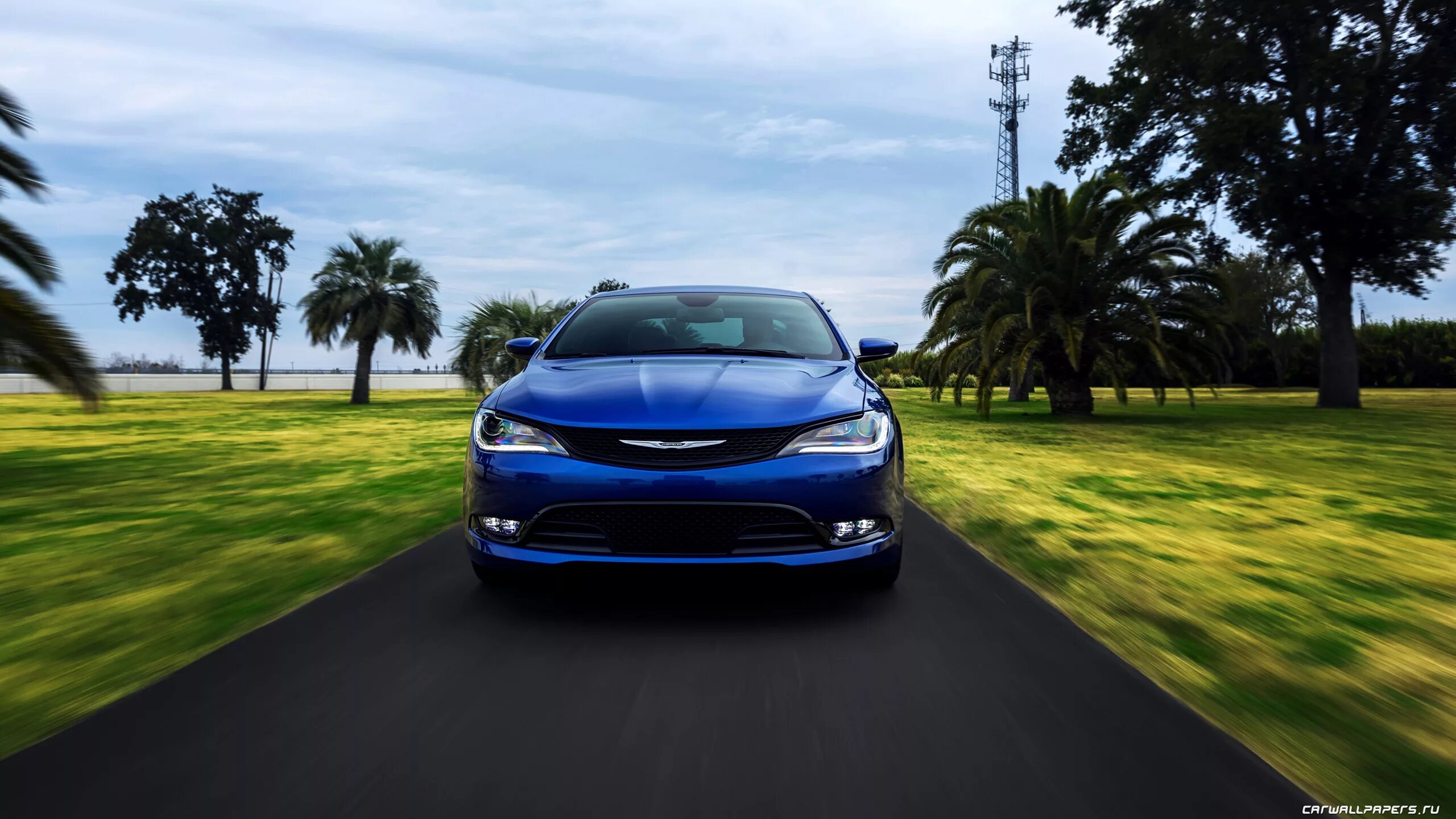 Аренда машины на неделю. Chrysler 200 2016. Автомобиль недели. S200 авто. Рабочий стол машина море.