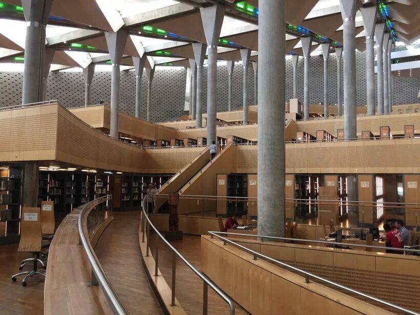 Александрийская библиотека находилась. Александрийская библиотека в Египте. Новая Александрийская библиотека Александрия Египет.