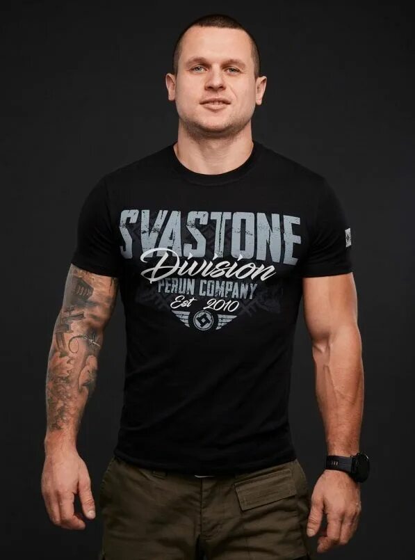 Перун компани свастоне. Svastone футболка. Футболка svastone white boy. Svastone одежда. Svastone.