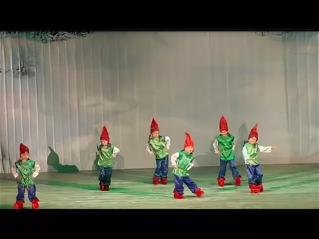Танец гномиков движения
