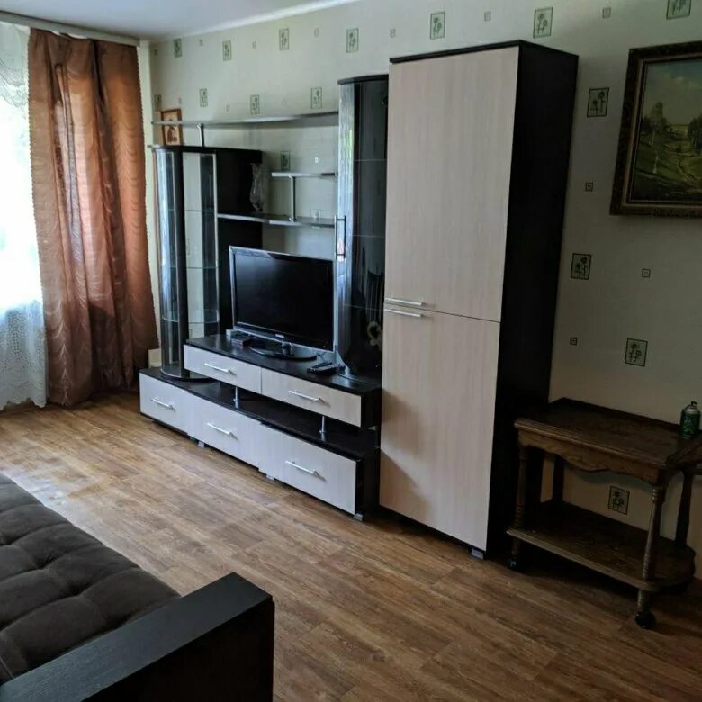Авито омск недвижимость снять квартиру. Авито выкса недвижимость. выкса квартиры. выкса уютный дом мебель. сдам благоустроенную квартиру.