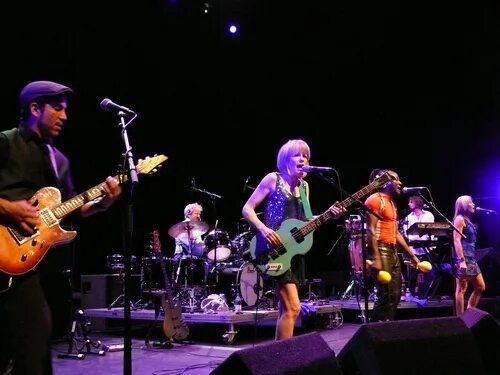 Tom Tom Club в молодости. Tom Tom Club Band клипы. Tom Tom Club Genius of Love.