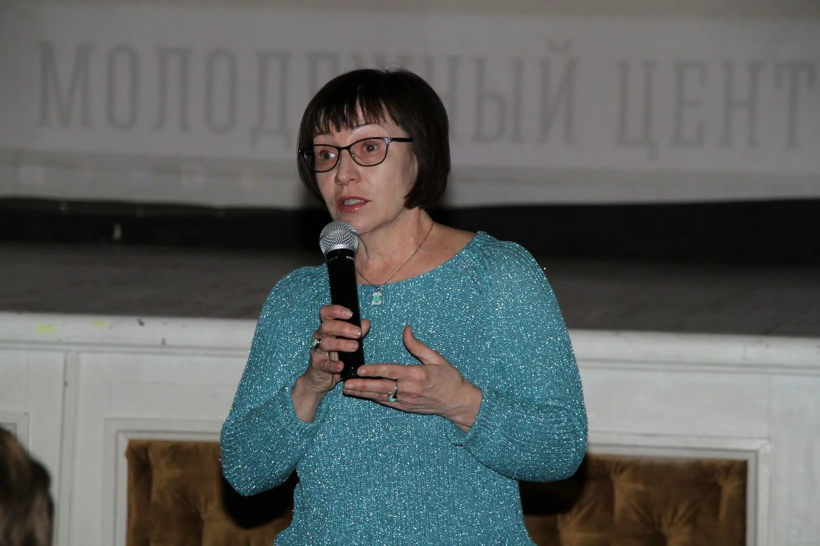 Информационно-образовательный центр рыбинск официальный сайт. Сайт образовательное пространство рыбинска. Министерство образования рыбинск. Сайт образовательное пространство рыбинска. Дворец молодежи рыбинск внутри.