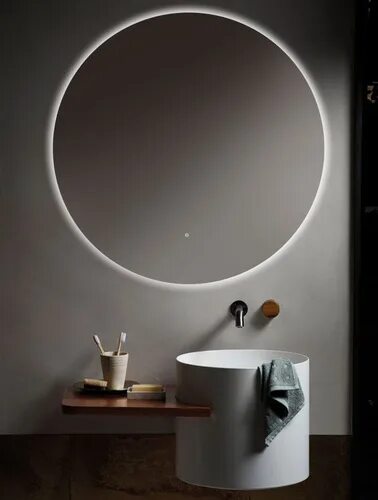 Зеркала moon. Зеркало stworki мальмё. Зеркало моон. Зеркало Равал Мун. Зеркало полумесяц в ванную.