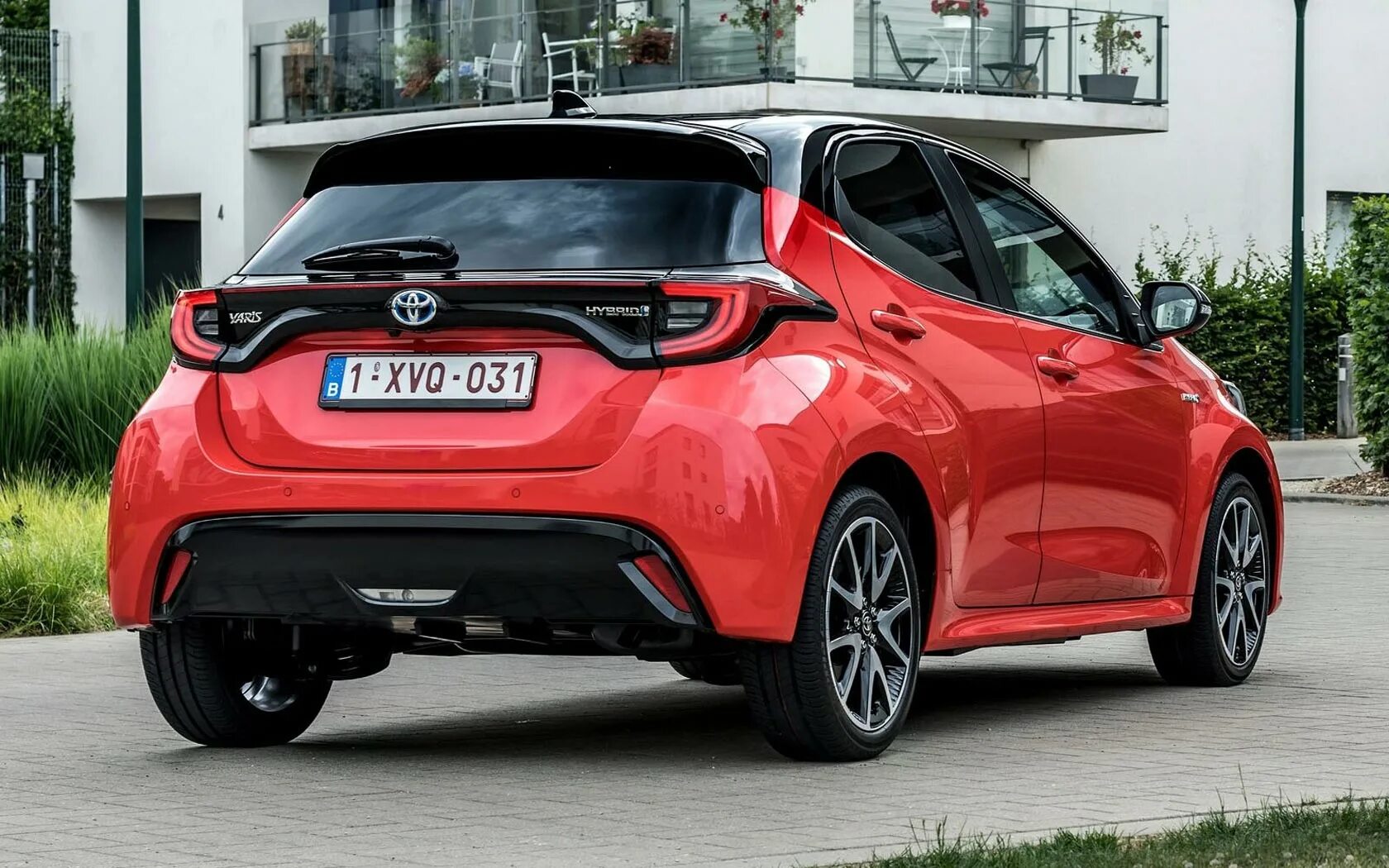 Toyota yaris hybrid 2021. Новая тойота ярис 2020. Toyota yaris gr. Toyota yaris hybrid 2021. Тойота yaris 2020.