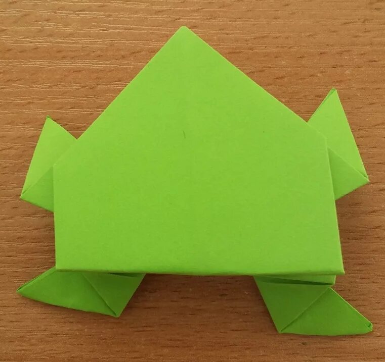 Оригами лягушка из бумаги 2 класс математика. Оригами лягушка. Оригами из бумаги для детей лягушка. Технология оригами лягушка. Оригами лягушка прыгающая.