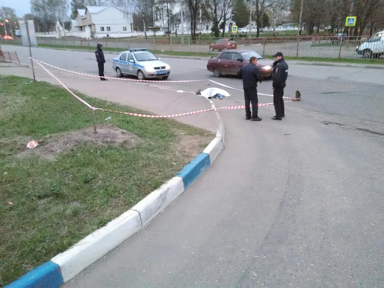 Сбили женщину на пешеходном переходе в белой Калитве. Сбили пешехода с.Гавшинка Ярославль.