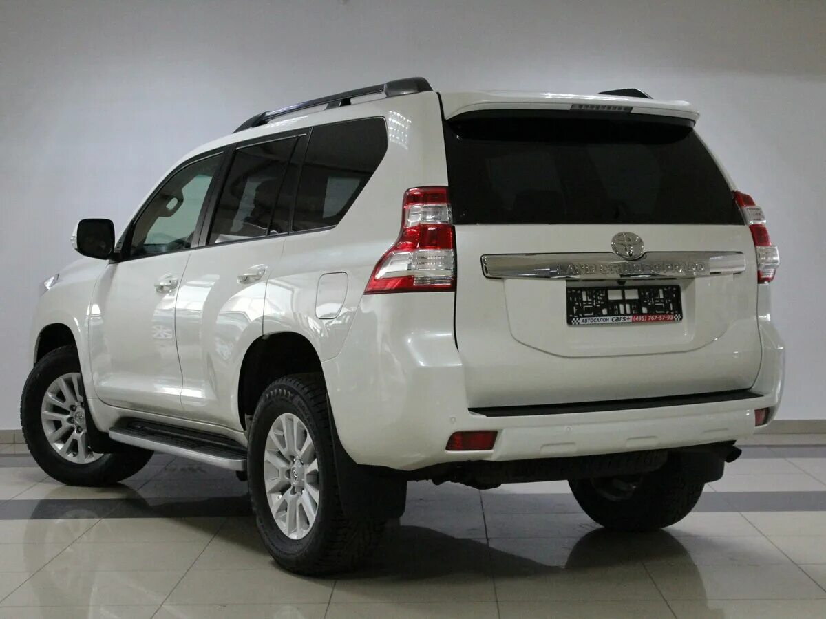 Toyota Land Cruiser 150 2016 белый левый. Стоп-сигналы Toyota Land Cruiser Prado (j150) 2009 - 2021. Прадо 150 характеристики. Характеристики проао 4,0. Куплю тойоту прадо б у