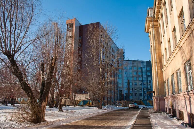 Диспансер на горького 18 челябинск. Максима горького 18 псков. Городская клиническая больница 8 челябинск горького. Больница чтз горького. Больница чтз горького.