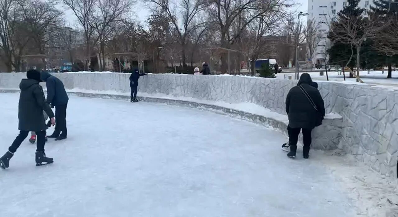 Каток Волгодонск. Парк дружбы каток. Каток в парке дружбы. Котка. Масленица 2024 в волгодонске