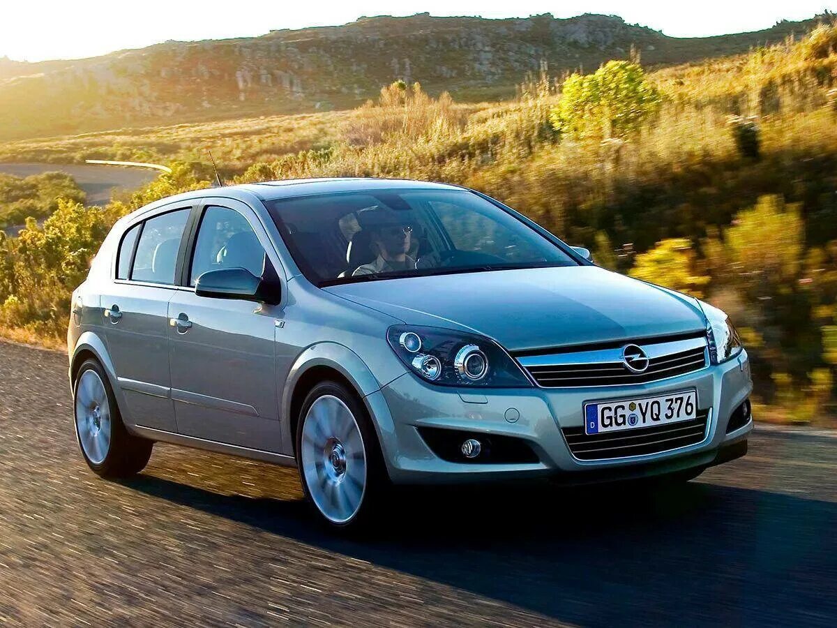 Opel германия. Opel Astra h. Opel Astra Hatchback. Opel Astra 2007.