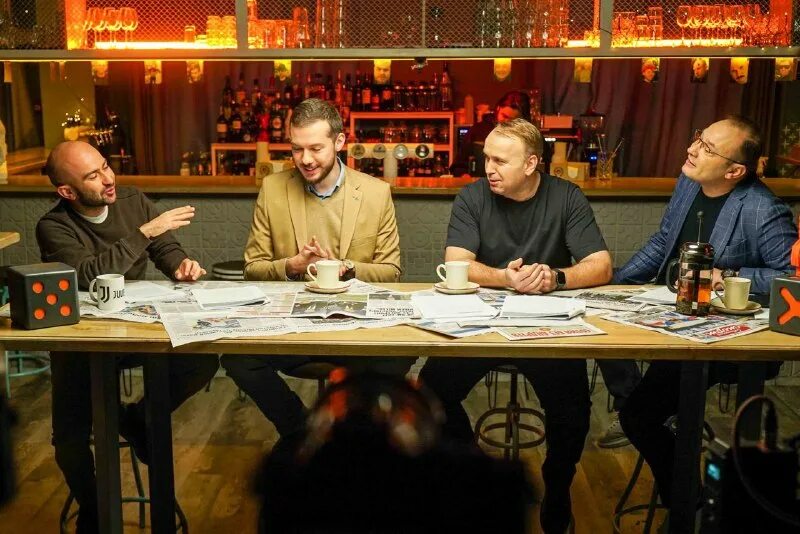 Коммент шоу последний. Коммент шоу последний. Коммент шоу. Коммент шоу последний. Коммент шоу ведущие.