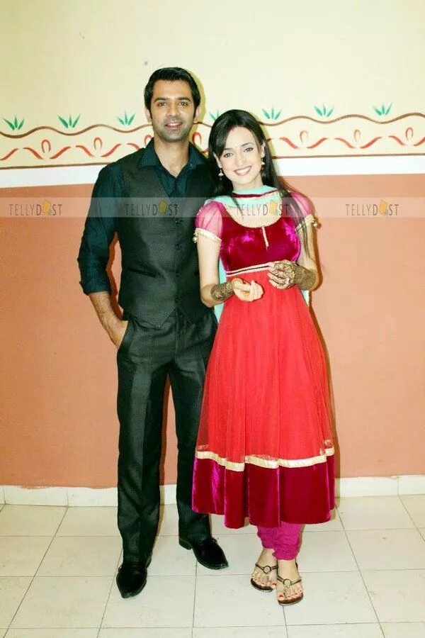 Pin on Arnav kushi Arnav and khushi, Bollywood, Sanaya irani