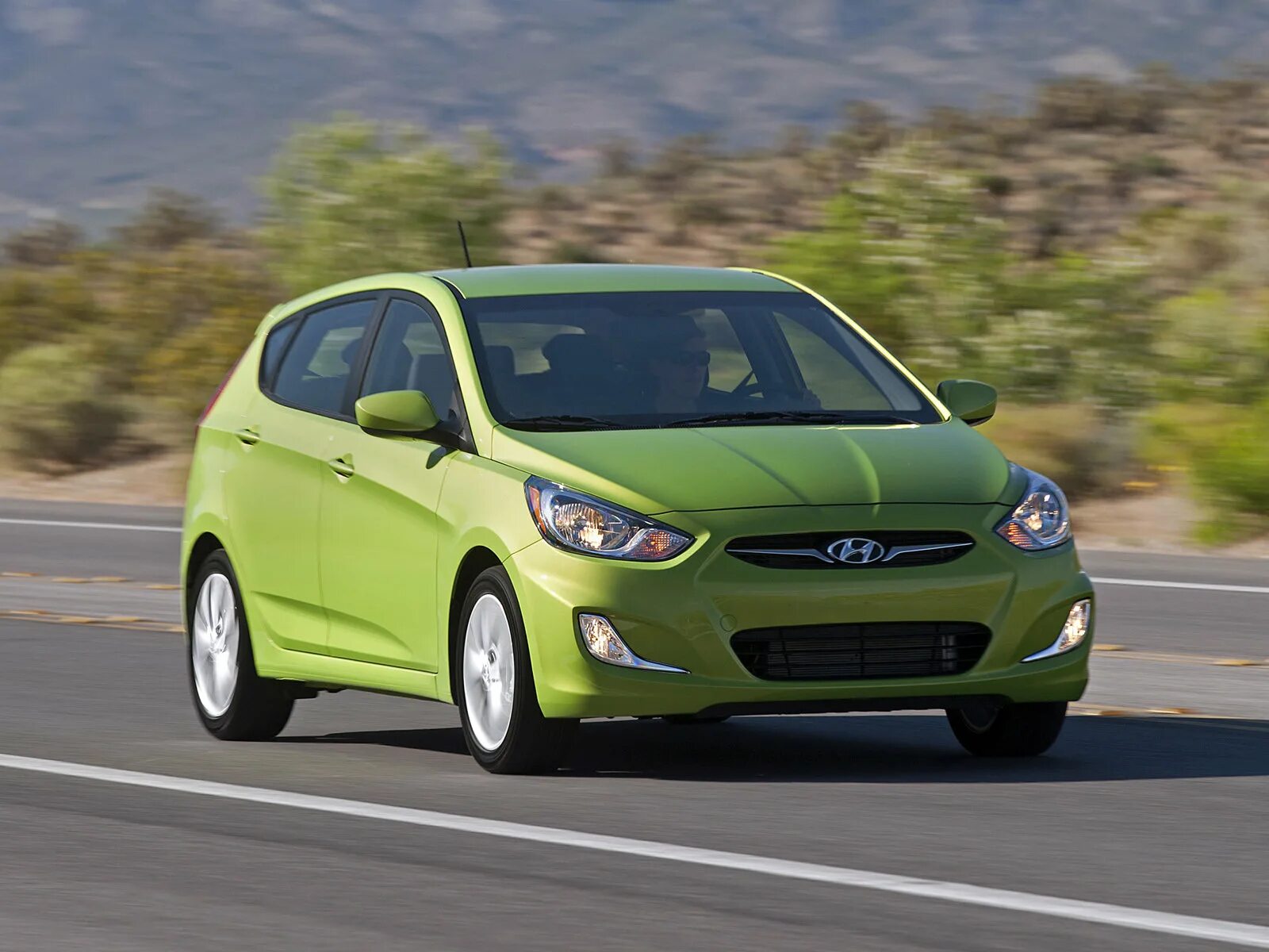 Hyundai Accent хэтчбек. Hyundai Accent Hatchback 2013. Hyundai Accent 2012 хэтчбек. Hyundai Accent 2011 хэтчбек.