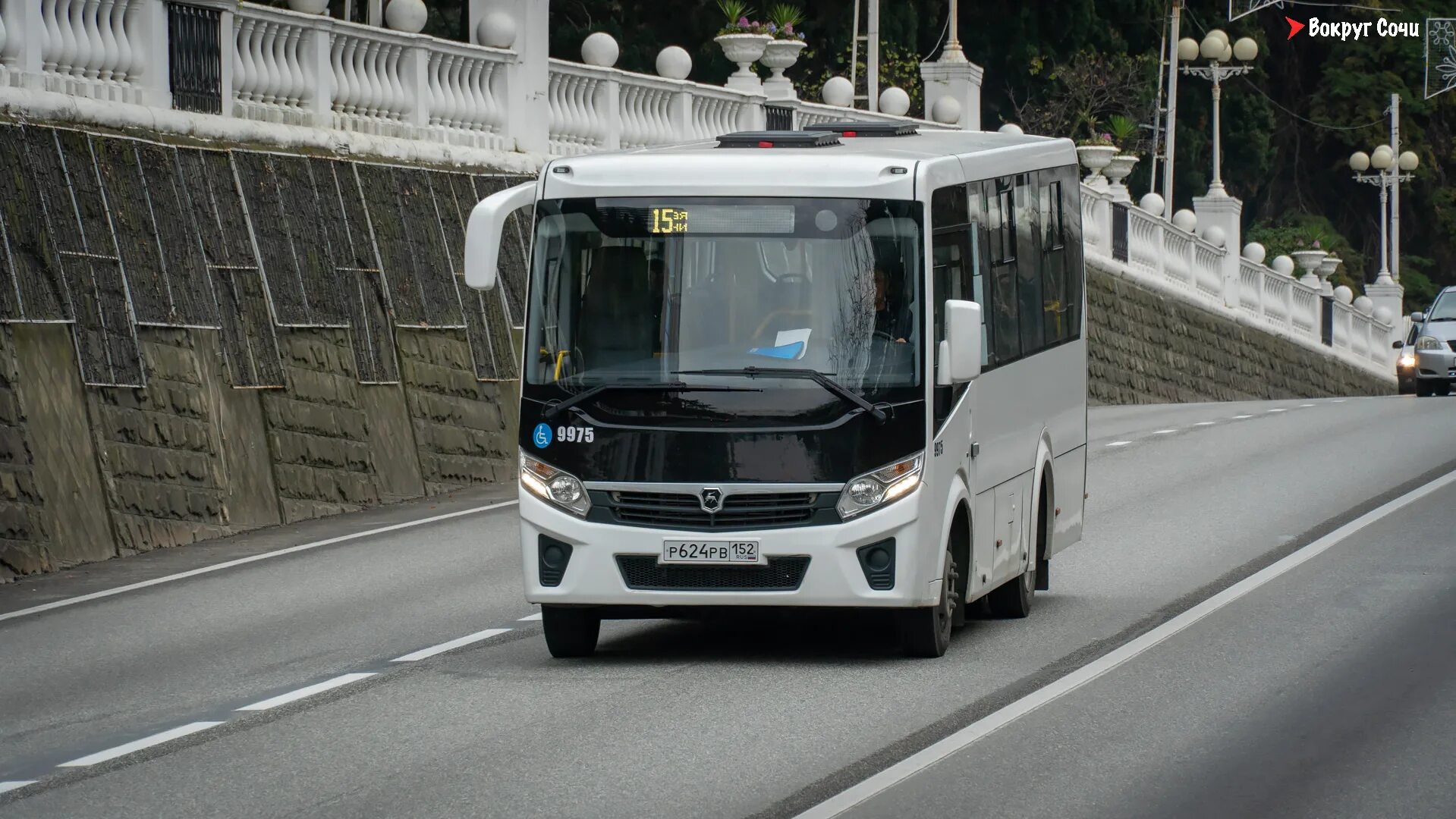 Сочи 24 автобус. Паз 320435-04. автобус паз 320435-04 вектор next. паз 320435 сочи. паз-320435 v-next.