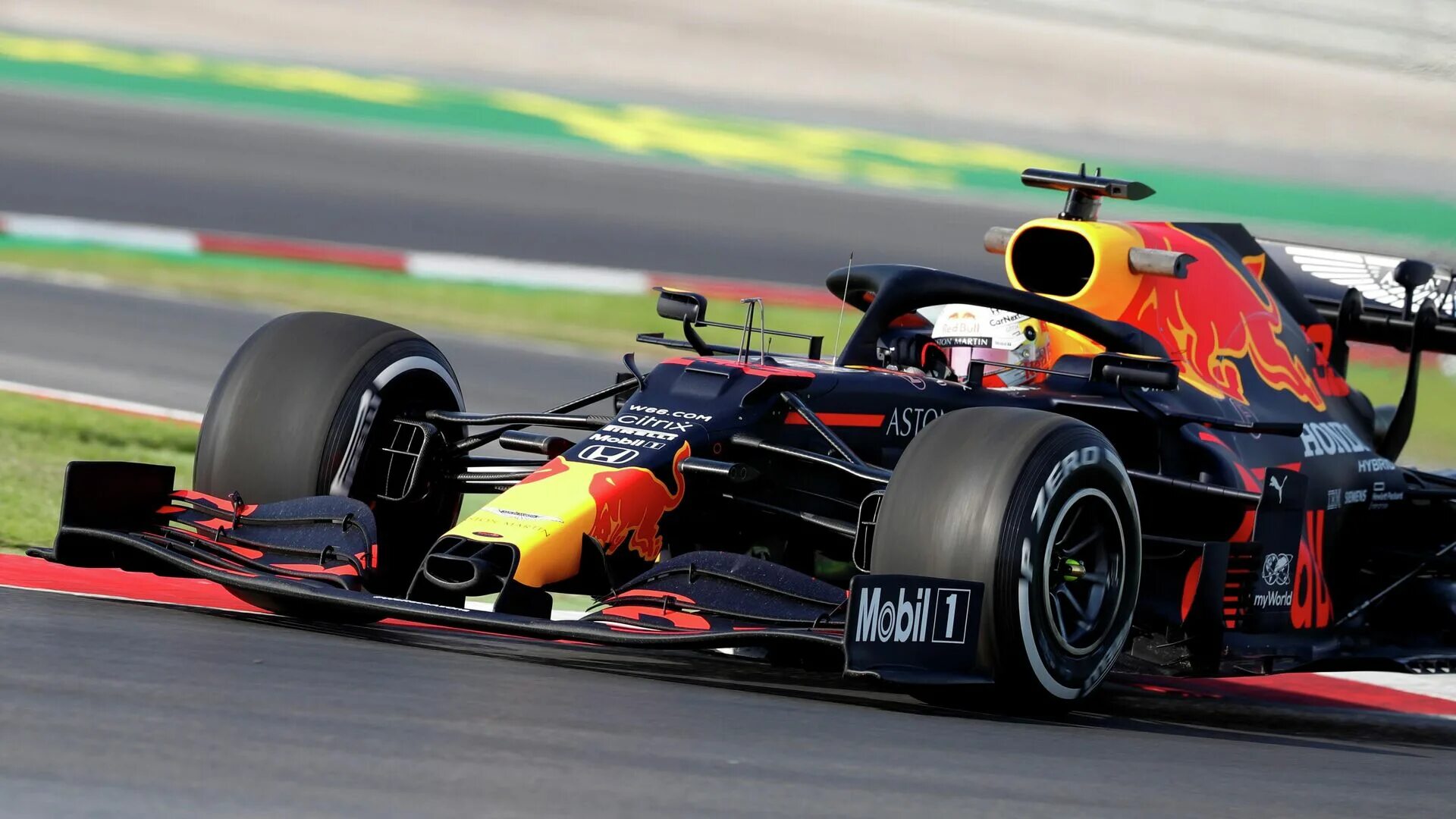 Формула 1 u. Макс Ферстаппен 2022 Болид. Honda Red bull f1 2022. Болид ред Булл 2022. Болид Formula 1 Макс Ферстаппен.