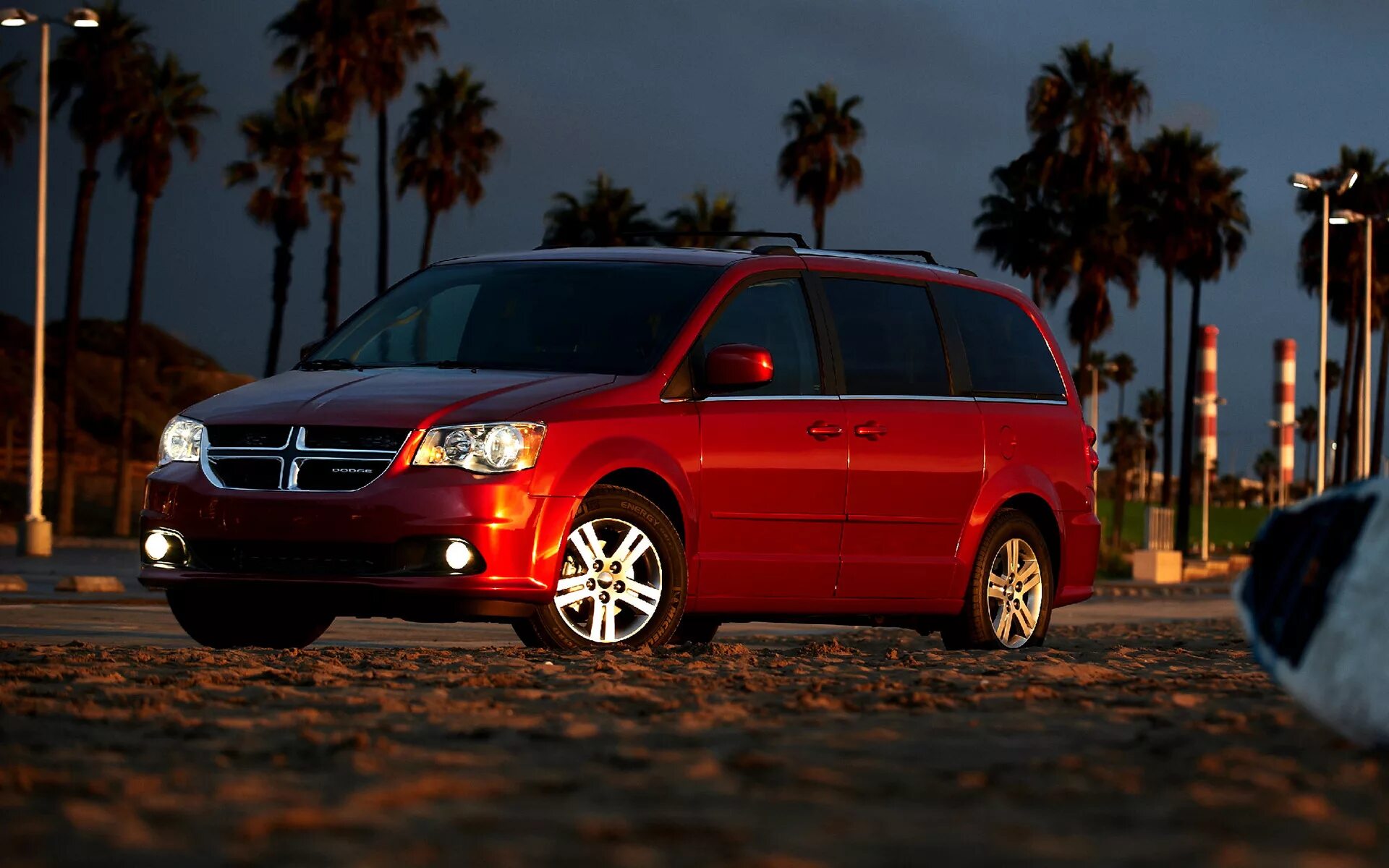 Grand caravan. Dodge grand caravan. додж гранд караван 5. dodge grand caravan 2011. dodge grand caravan 2025.