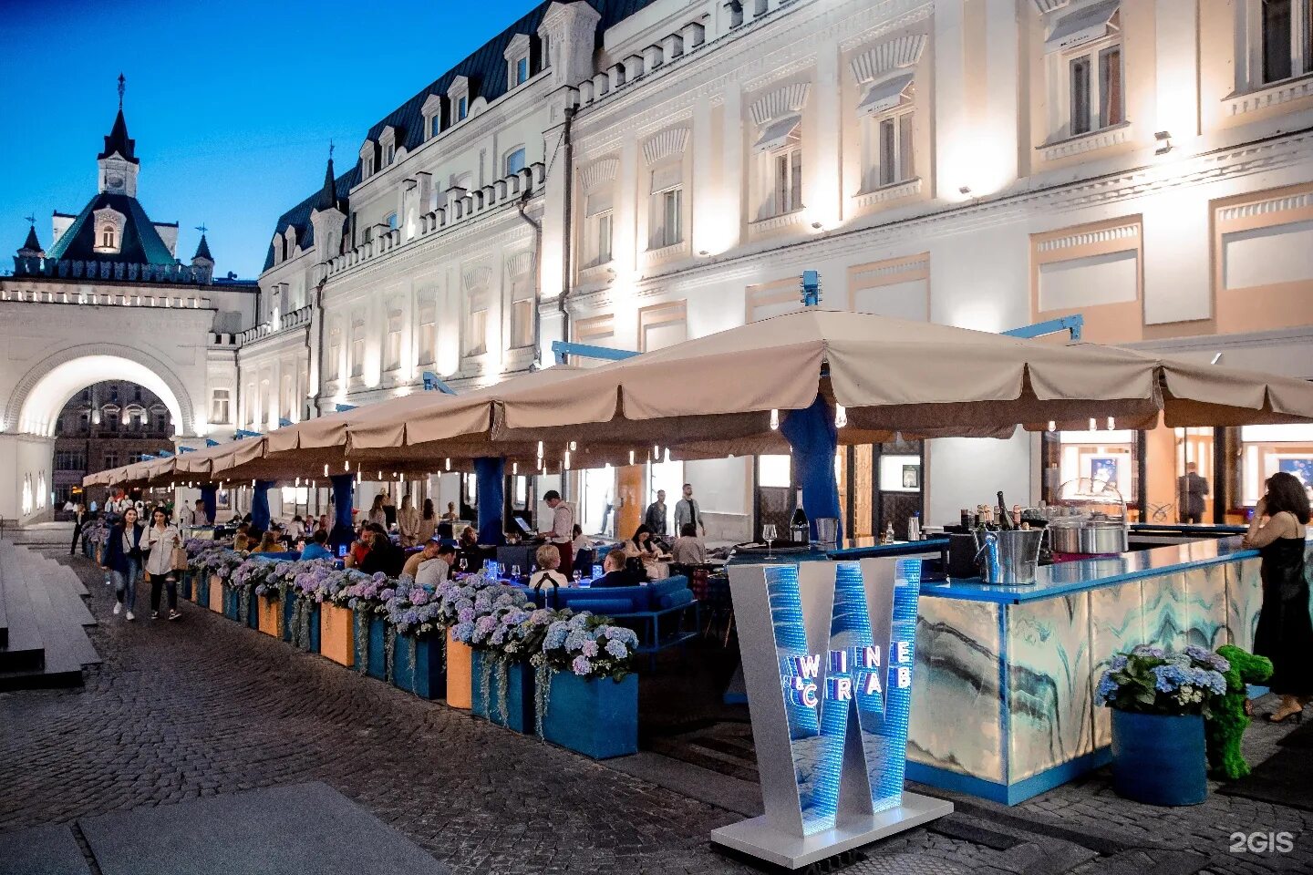 Wine and Crab Никольская. Вино и Крабы ресторан на Никольской. Краб и вино ресторан Москва. Москва Никольская улица 19 вино и Крабы. Вино и крабы москва