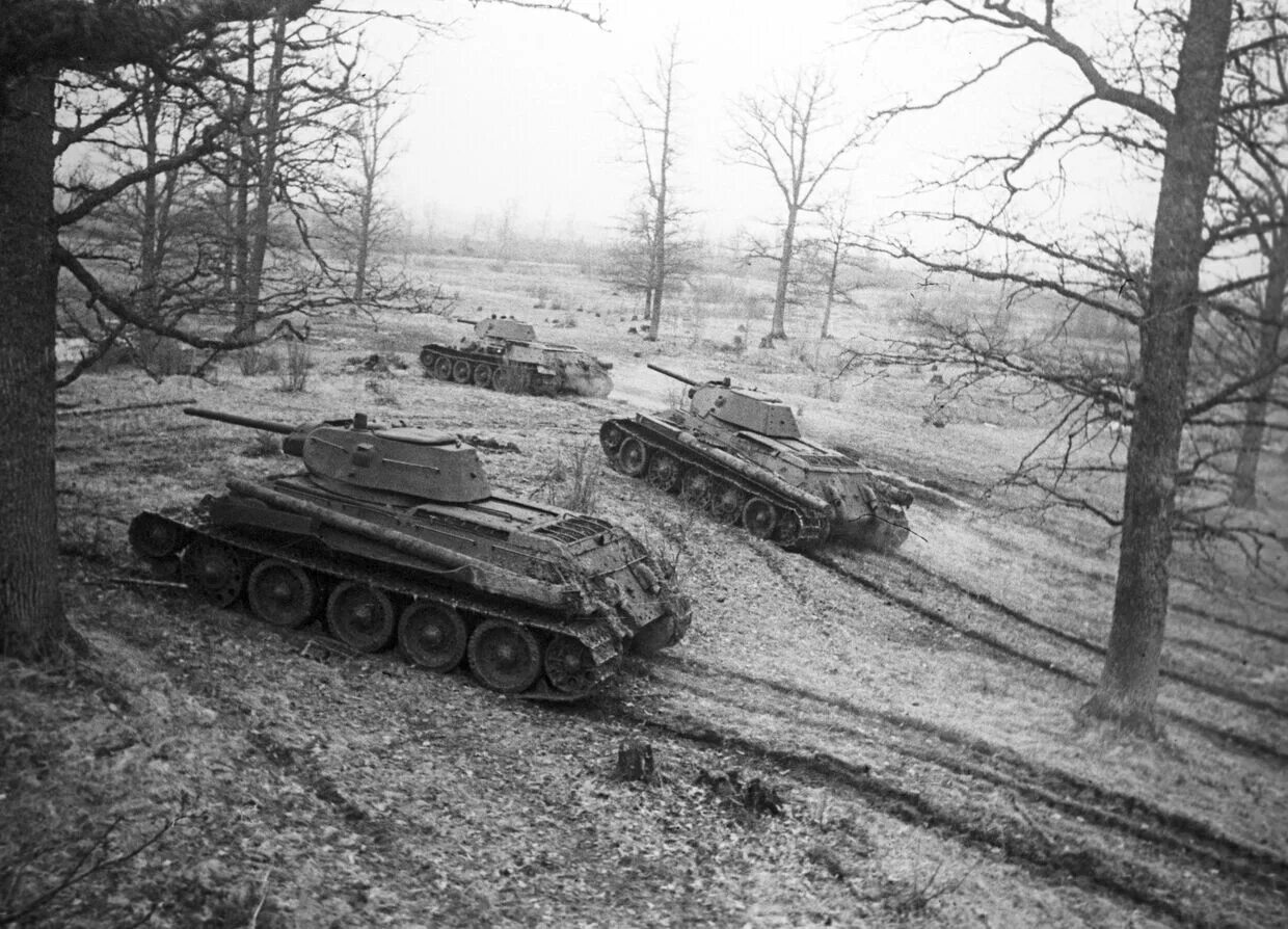 Осень 1944 года. Т 34 Великой Отечественной войны 1941-1945. Т 34 ВОВ. Танки ВОВ т34. Танк т-34 в годы Великой Отечественной войны.