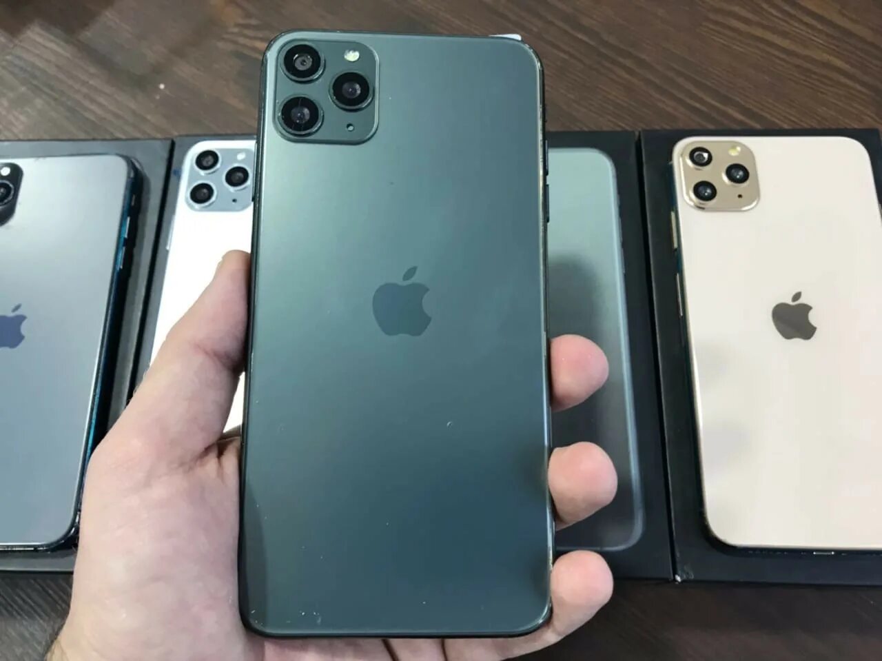 Купить 11 pro 128gb. Айфон 11 про Макс 128 ГБ. Iphone 11 Pro Max 128gb. Apple iphone 11 Pro 128 ГБ. Айфон 11 про Макс Голд 128 ГБ.