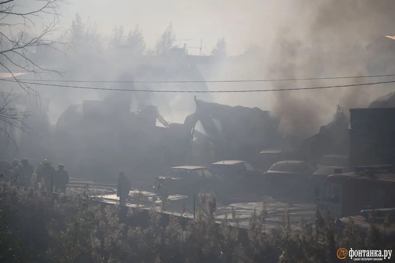 Пожары 2017 год. Пожар в Португалии 2017. Пожар в Питере 19 ноября. Руставели 56 СПБ пожар.