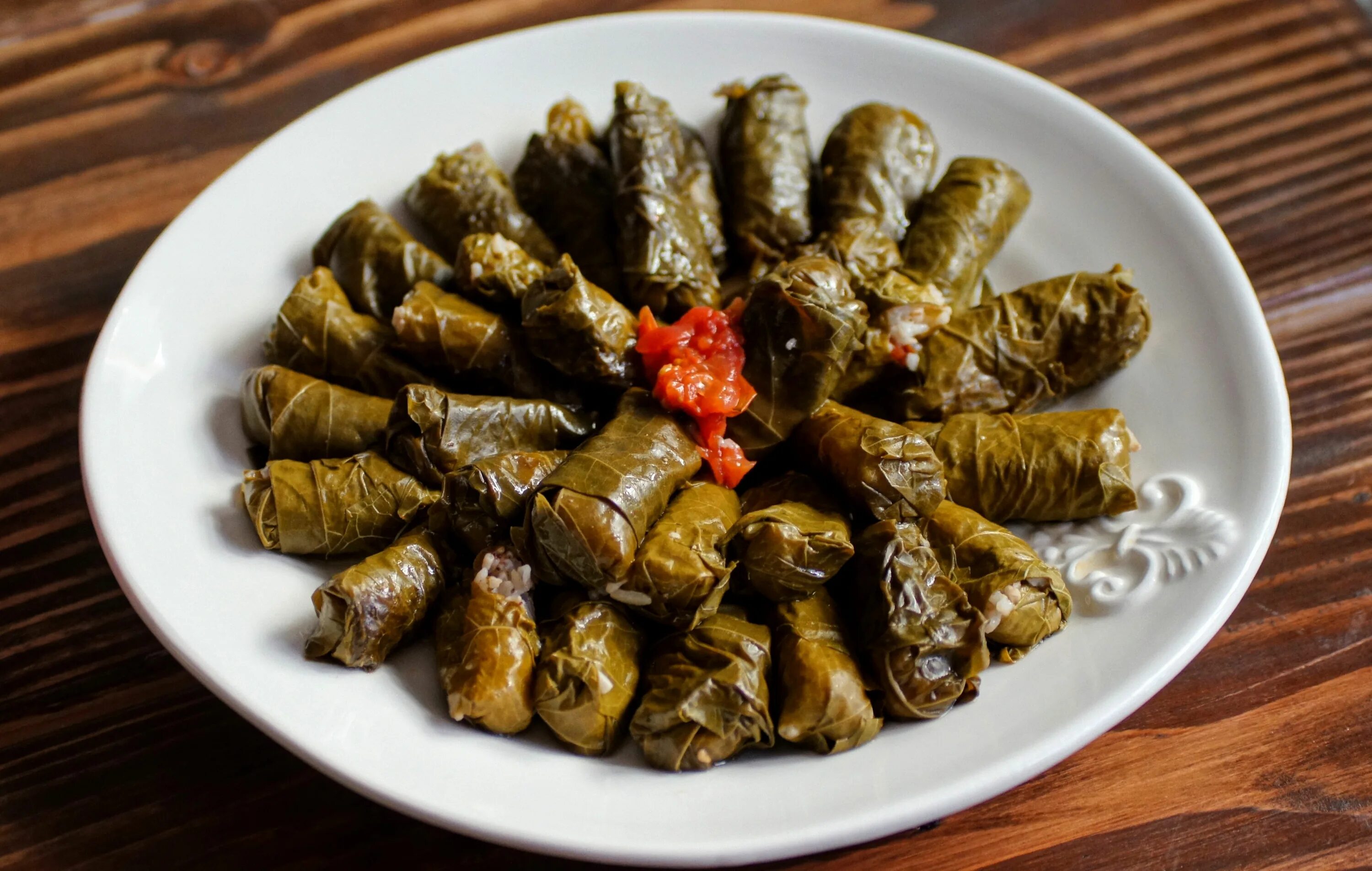 Блюда из листьев
