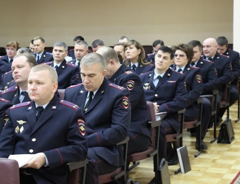 Ут мвд по урфо. Начальник транспортной полиции по урфо. Урфо на транспорте. Урфо на транспорте. Цпп екатеринбург ут мвд россии по урфо.