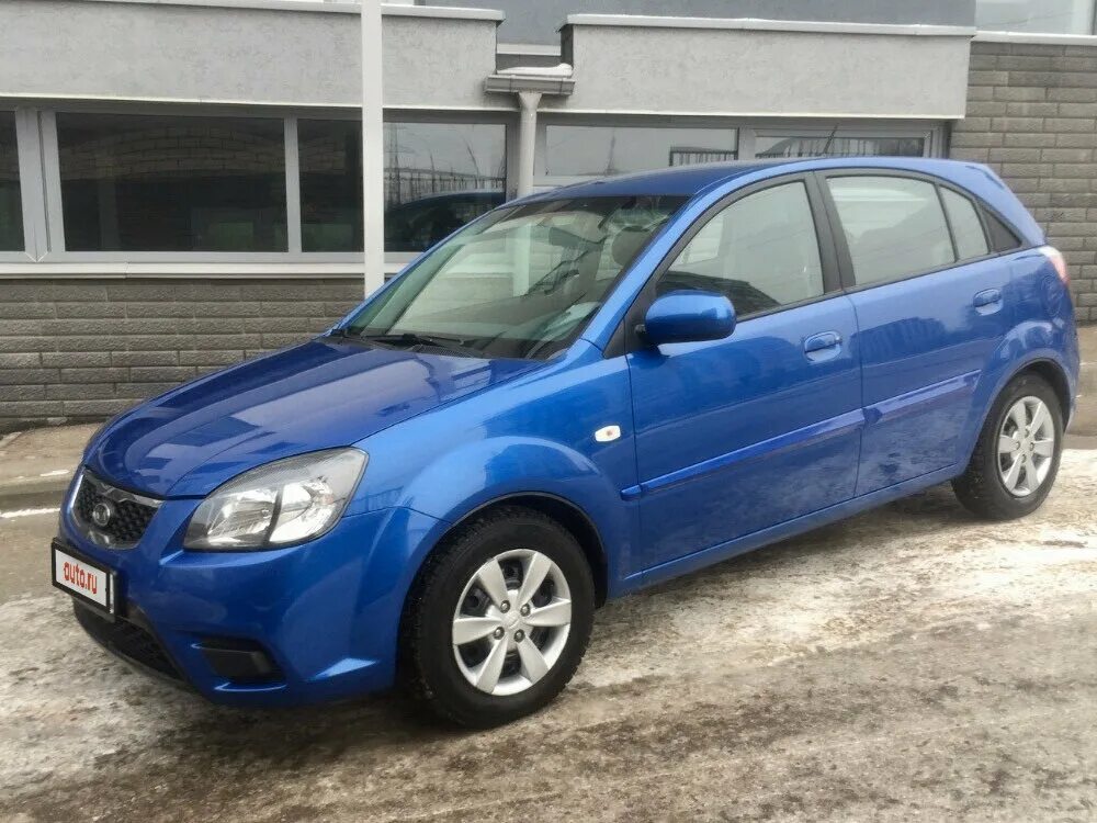 Куплю рио хэтчбек пробегом. Kia Rio 2 2011. Kia Rio 2011 хэтчбек 1.4. Киа Рио 2 2011 хэтчбек. Киа Рио синяя 2011.