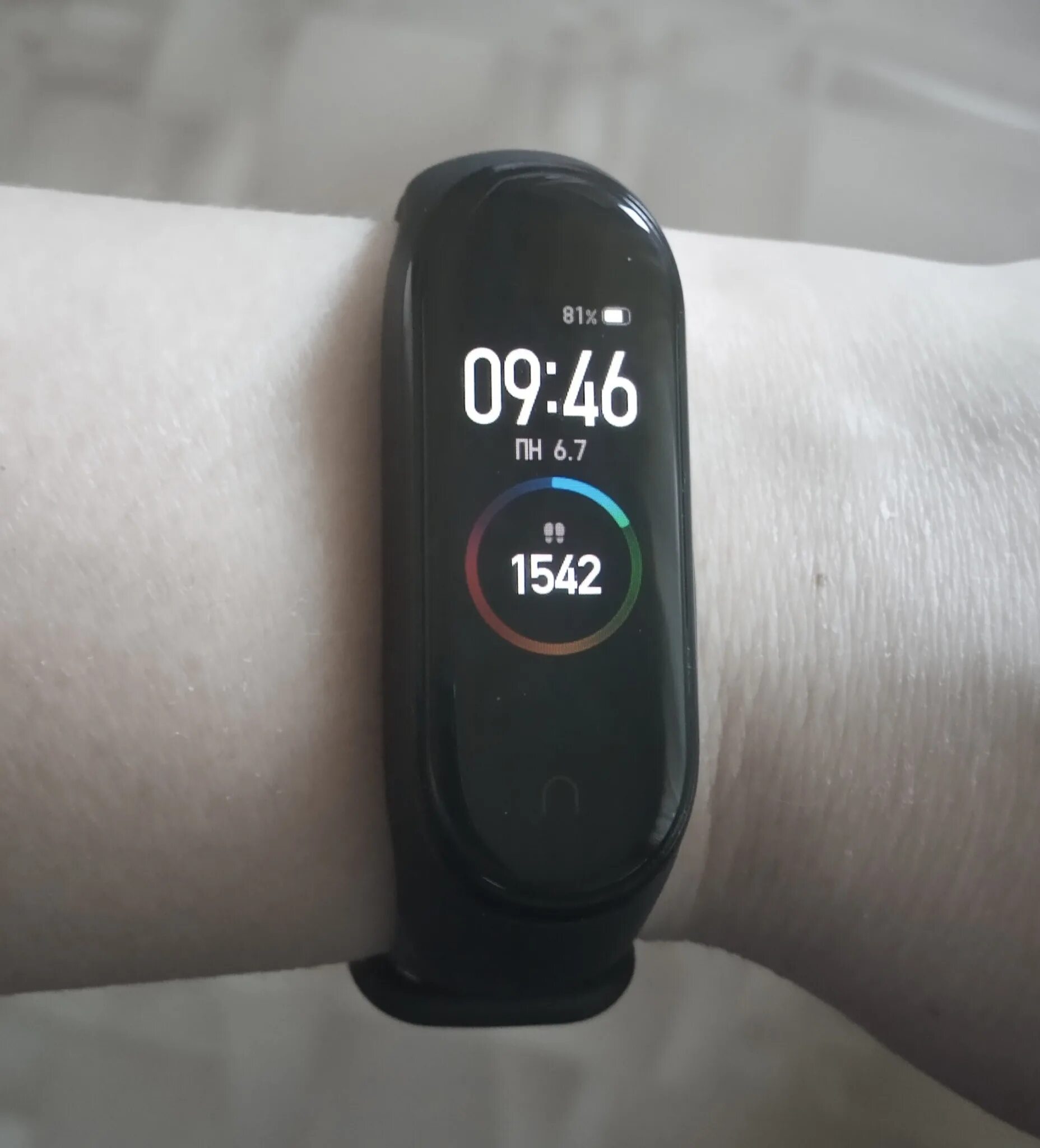 Часы ксяоми банд 4. Mi smart band 4 nfc (black). Ми фит 4. Mi fit 4 nfc. Браслет xiaomi mi band 4 nfc.
