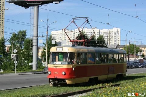 Где сейчас идет трамвай