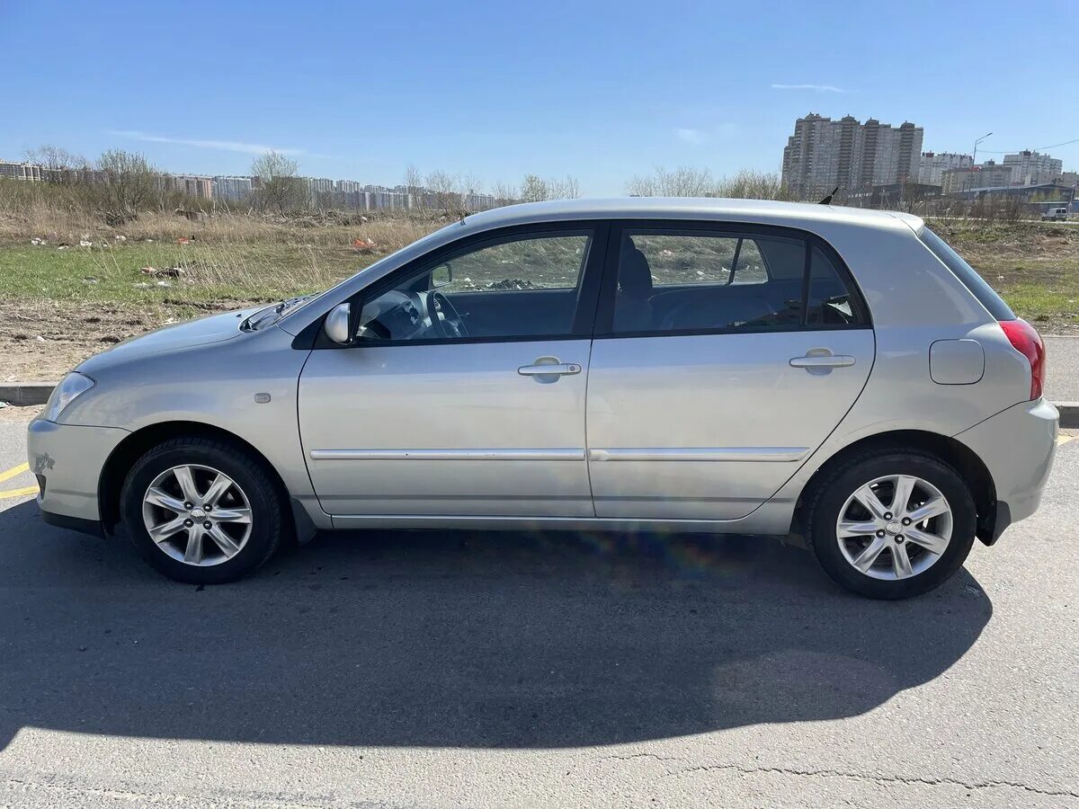 Тойота королла хэтчбек года выпуска. Toyota corolla (2004-2007). Таёта карола хачебек 2003. Toyota corolla 2004 хэтчбек. Тойота королла хэтчбек года выпуска.