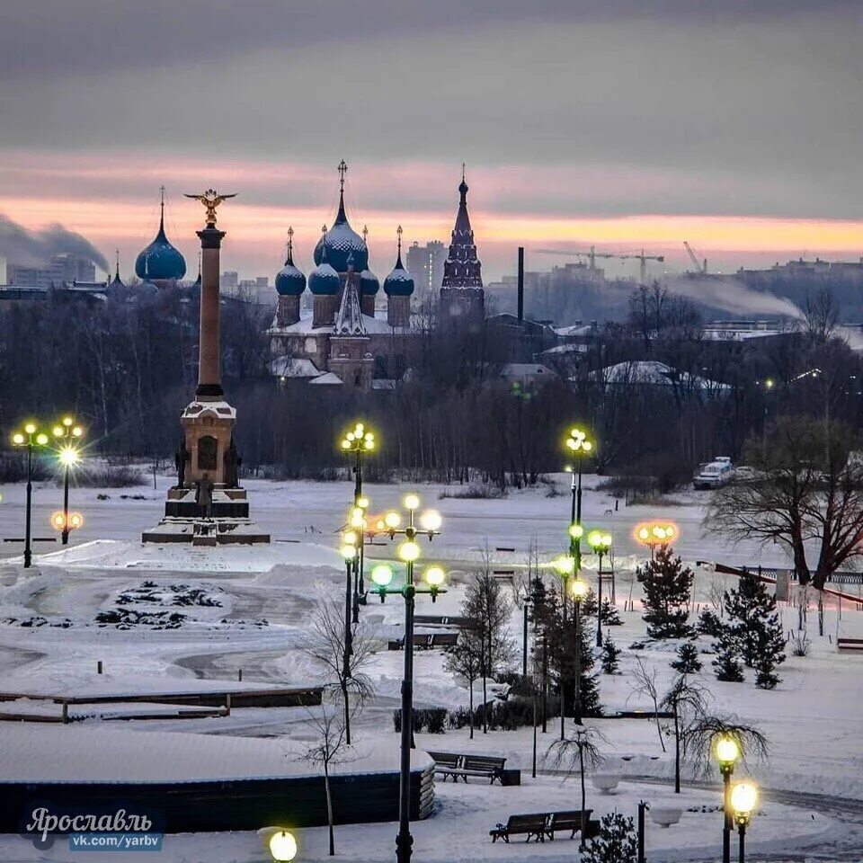 отдых в ярославле зимой. ярославль зимой. отдых в ярославле зимой. успенский храм ярославль зимой. советская площадь ярославль зимой.