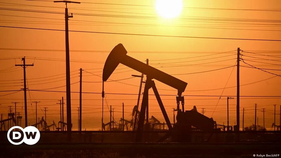 Добыча нефти в 2025 году. Добыча нефти. нефть сша. месторождения нефти. кыргызстан нефть.